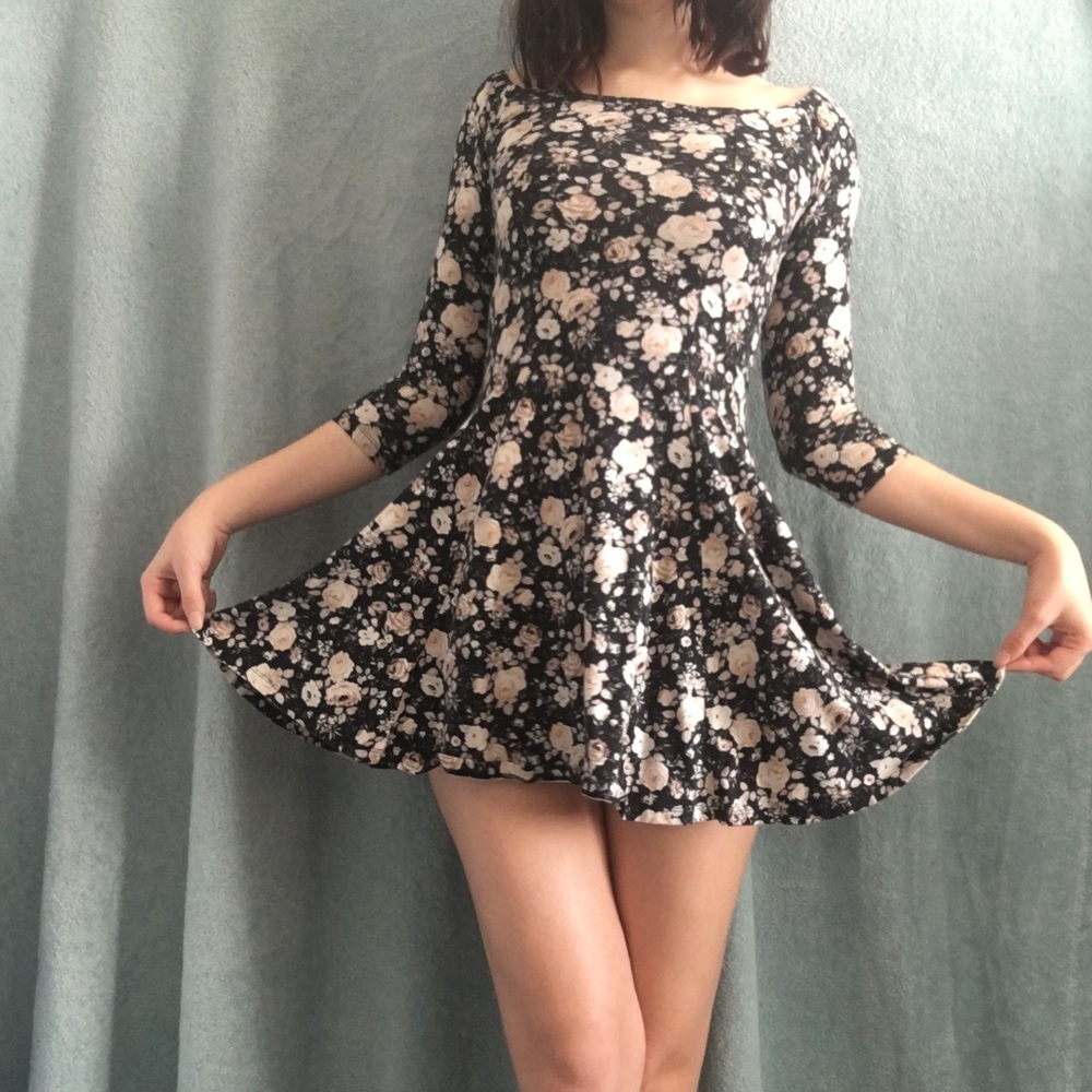 Off the Shoulder Mini Dress - Picture 3 of 5